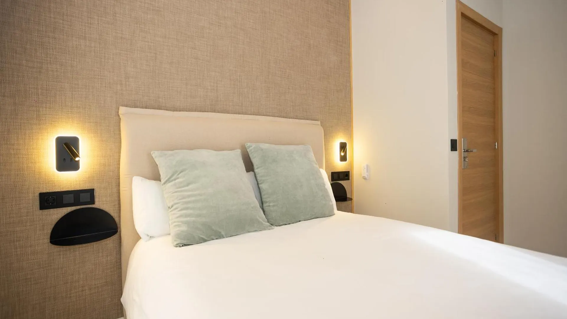 Hostel Chinitas Urban Rooms Málaga