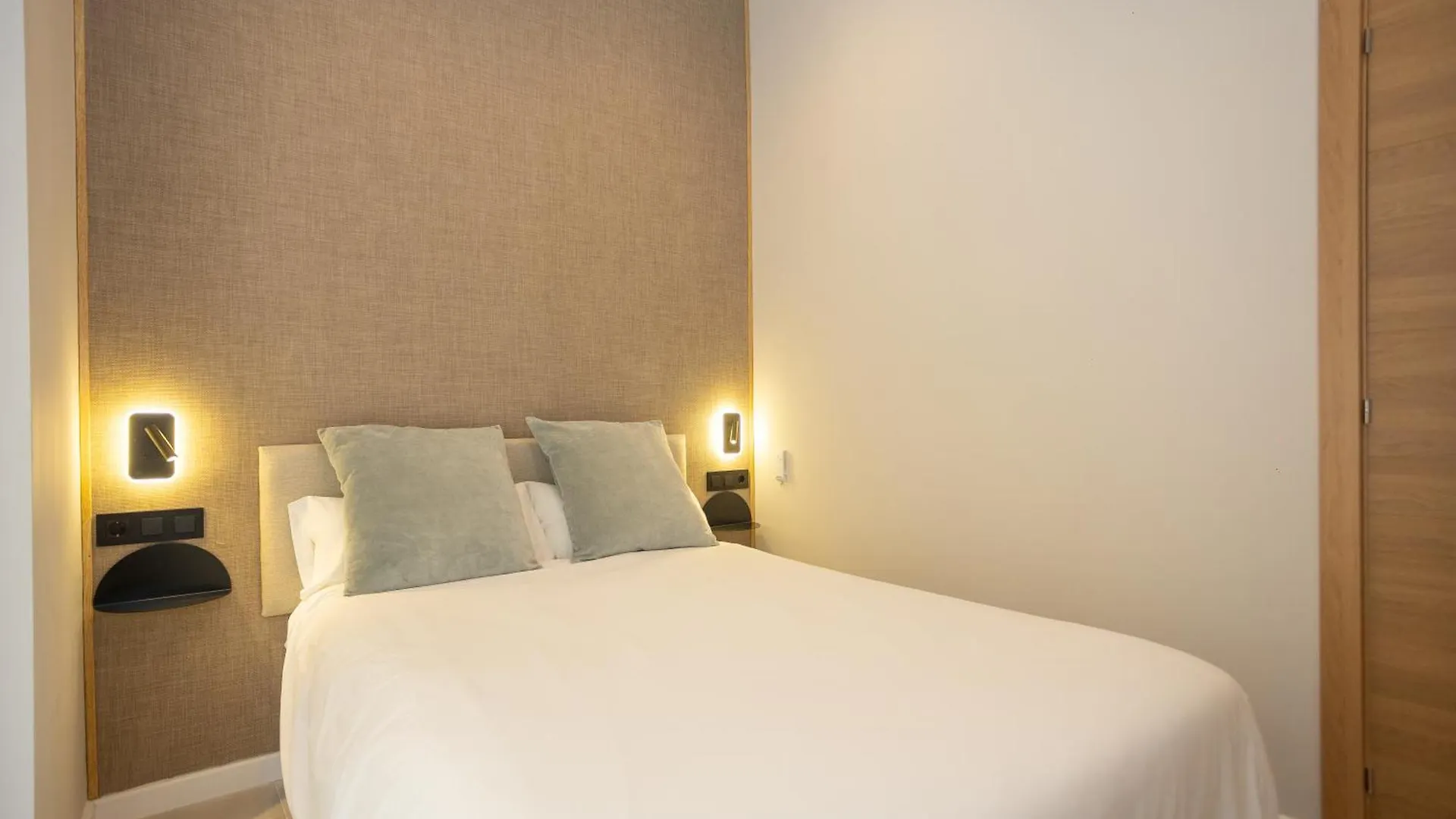 Chinitas Urban Rooms Málaga Vandrerhjem